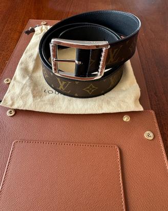 cintura Louis Vuitton modello Reverso 40 mm.