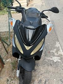 Malaguti Madison S 200 cc