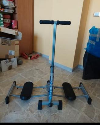 Attrezzo fitness  rassodamento gambe glutei