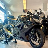 Suzuki GSX R 750