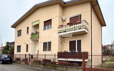 TRE LOCALI RISTRUTTURATO CON CANTINA SENZA SPESE