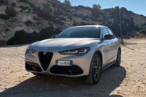 Stelvio My2023 2.2 D 160cv