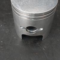 Kawasaki  KH 400 pistone