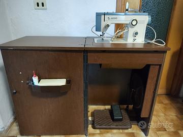 macchina da cucire con mobiletto