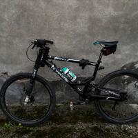 MTB Cannondale Jekyll 700 Lefty Deore XT