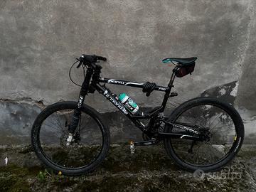 MTB Cannondale Jekyll 700 Lefty Deore XT