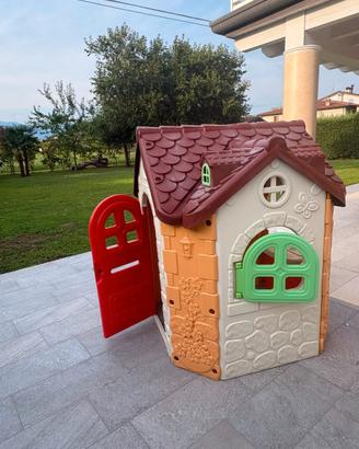 Casetta gioco FEBER Fancy House da giardino