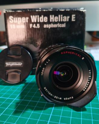 Voigtlander SUPER WIDE HELIAR 15 mm F4.5 asferico