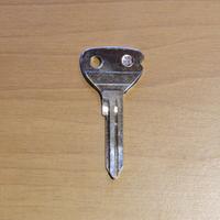 Chiavi vuote piatte Silca YM16R in acciaio nuove