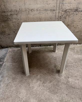Tavolo da giardino in polipropilene cm. 80x80 h.72