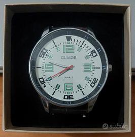 Orologio OUMGE - Quadrante Crema e Numeri Verdi