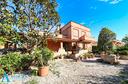 villa-signorile-con-ampio-giardino-a-talsano