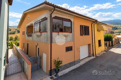 4 LOCALI A ATRI