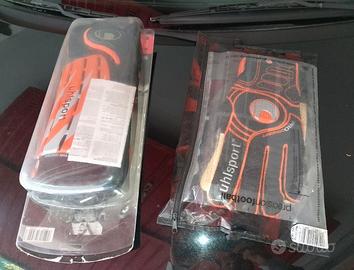 Guanti portiere 10,5  e parastinchi Uhlsport 