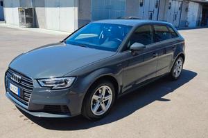 AUDI A3 CON MOTORE NUOVO