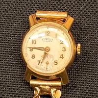 Orologio da donna in oro 18 kt