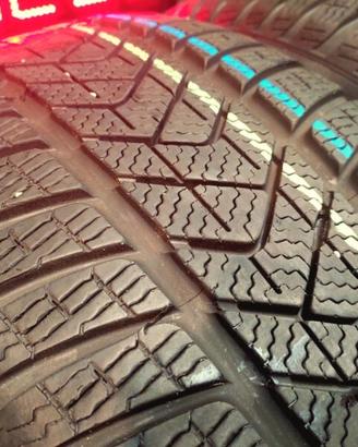 GOMME 245 50 19 RUNFLAT PIRELLI DA NEVE 90%