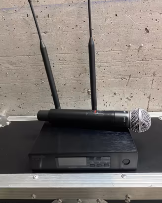 Shure QLXD24/SM58 radiomicrofono digitale + borsa