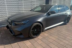 BMW M5 TOURING G99 727CV ANNO 01/2026