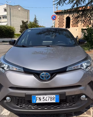 Toyota C-HR 1.8 Hybrid E-CVT Trend