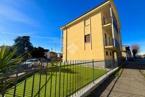 BIFAMILIARE A NOVARA