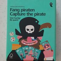 Gioco di carte cattura il pirata