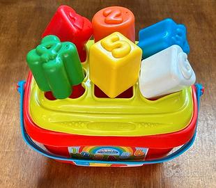 NR.2 giochi educativi/sviluppo (secchiello+piramid