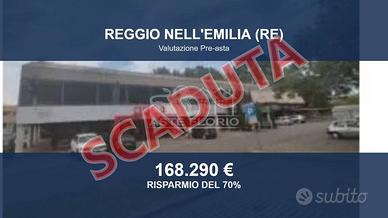 Immobile in asta di 735 m² con più di 5 locali a R