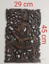 Incisione etnica su legno wt