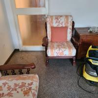 POLTRONE  in legno massello 