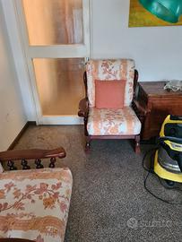 POLTRONE  in legno massello 