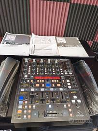 Behringer Digital PRO MIXER DDM4000 per dj