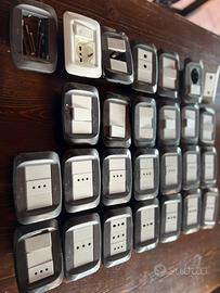 AVE placche, prese, interruttori e varie