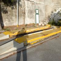 Ponte sollevatore per auto