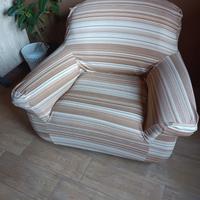 poltrona in ecopelle 