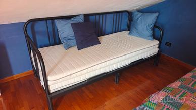 divano letto in ferro