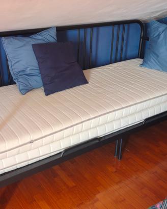 divano letto in ferro