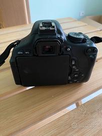 Canon EOS 600D + custodia originale
