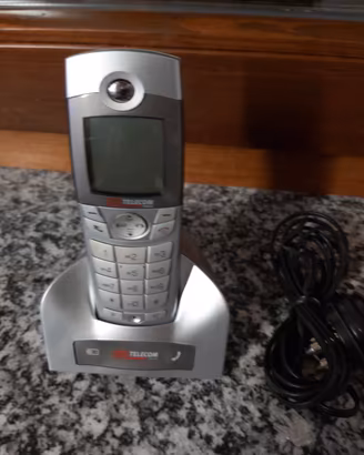 Cordless Aladin prod. dalla Promelit per Telecom.
