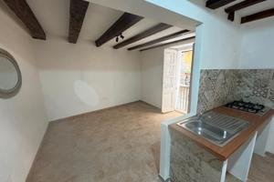 Bilocale luminoso nel quartiere Castello