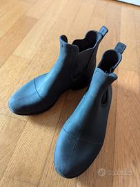 Stivaletti in plastica Decathlon per equitazione n