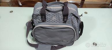 Borsa da viaggio con fasciatoio incorporato