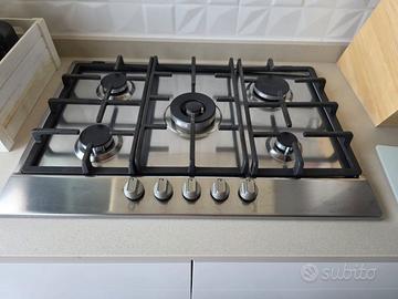 piano cottura a gas Whirlpool AKR 358/lX  5 fuochi