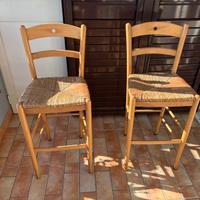 Sedie alte con schienale