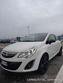 Opel Corsa 1.2 3 porte b-color