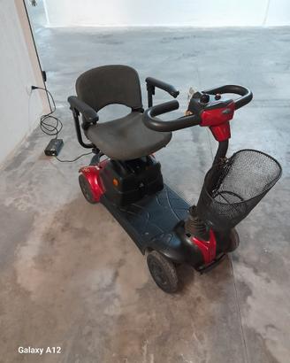 Scooter elettrico GAIO Magicsan per anziani