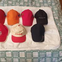 13 cappellini (Baseball Caps)