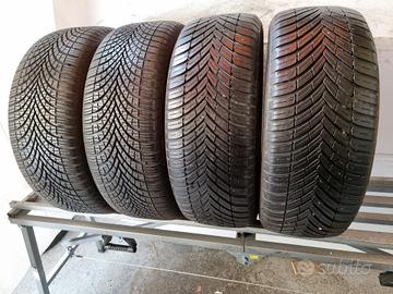4 Gomme 205/55/16 4 Stagioni