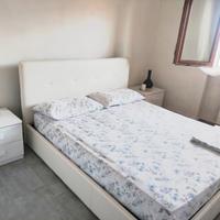 Camera da letto completa con letto contenitore