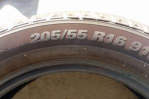 gomme 205/55/16